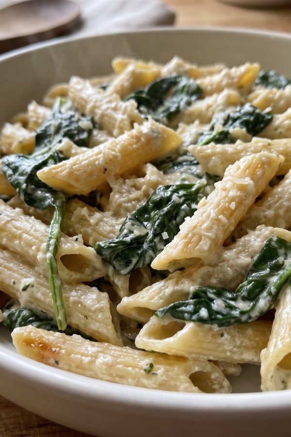 Creamy Spinach and Ricotta Penne